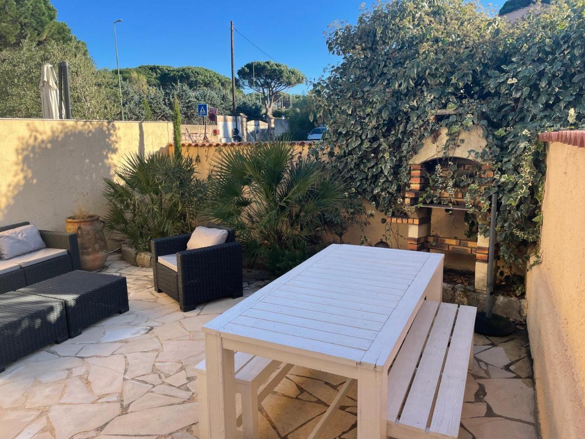 Ferienwohnung Superbe Emplacement , Terrasse Et Parking! Saint-Tropez Exterior foto